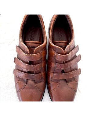 Ecco Corse Women’s Brown Leather Casual Round Toe Slip On Shoes US 7/7.5(38)